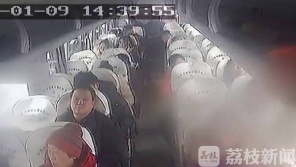 鄭州大巴車(chē)租賃，春運乘坐大巴車(chē)需要注意行車(chē)安全